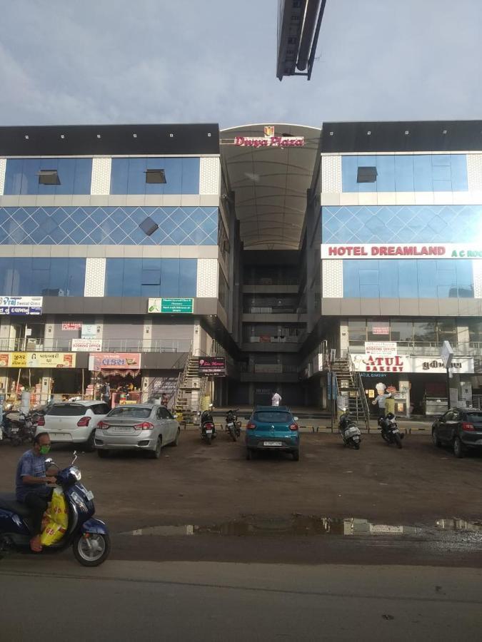 Hotel Dreamland Vadodara Exterior foto